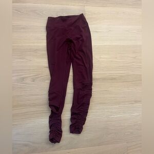 Victoria Secret PINK leggings size small with cinches on sides of calves